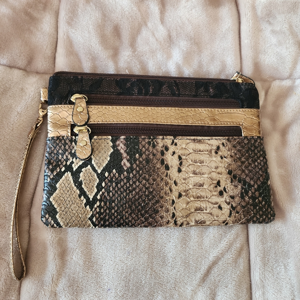 Sondra Roberts Purse Python Clutch Brown .